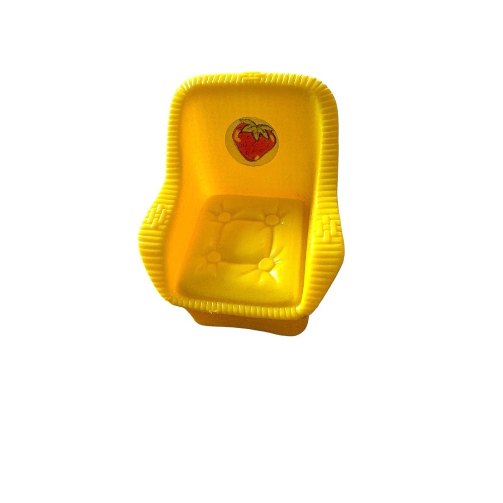 Strawberry Shortcake Garden House Gazebo Yellow Chair‎ Vintage 1980